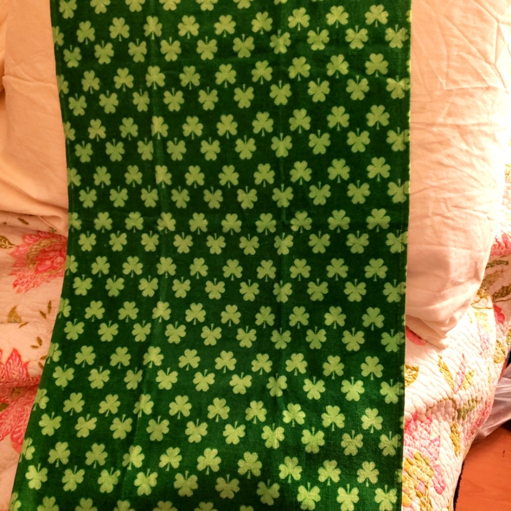 NWT Four Jo-Ann Shamrock Dish Towels